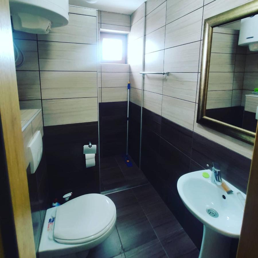 Apartman D16 Milmari 카파오닉 외부 사진