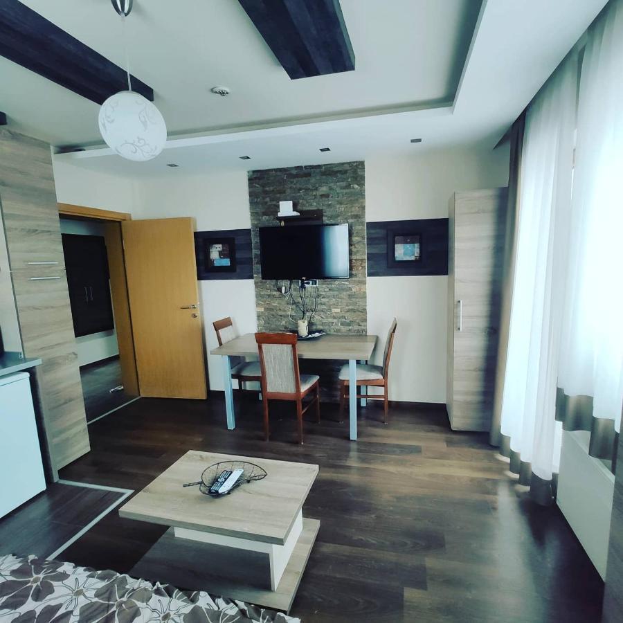 Apartman D16 Milmari 카파오닉 외부 사진