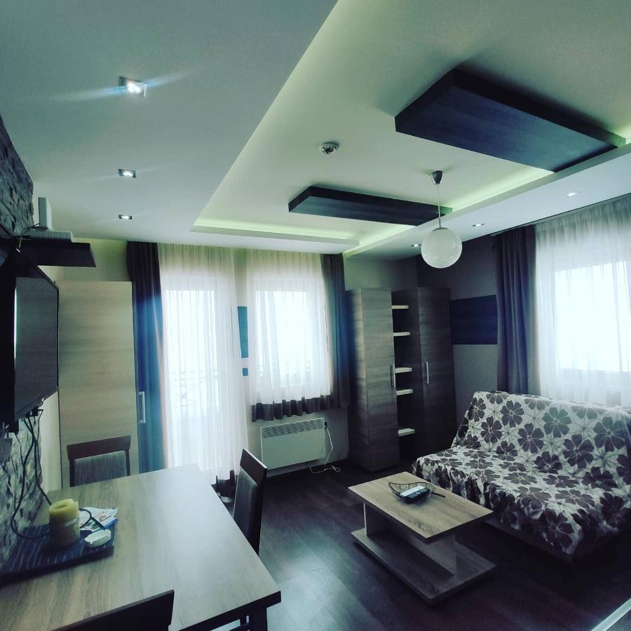 Apartman D16 Milmari 카파오닉 외부 사진