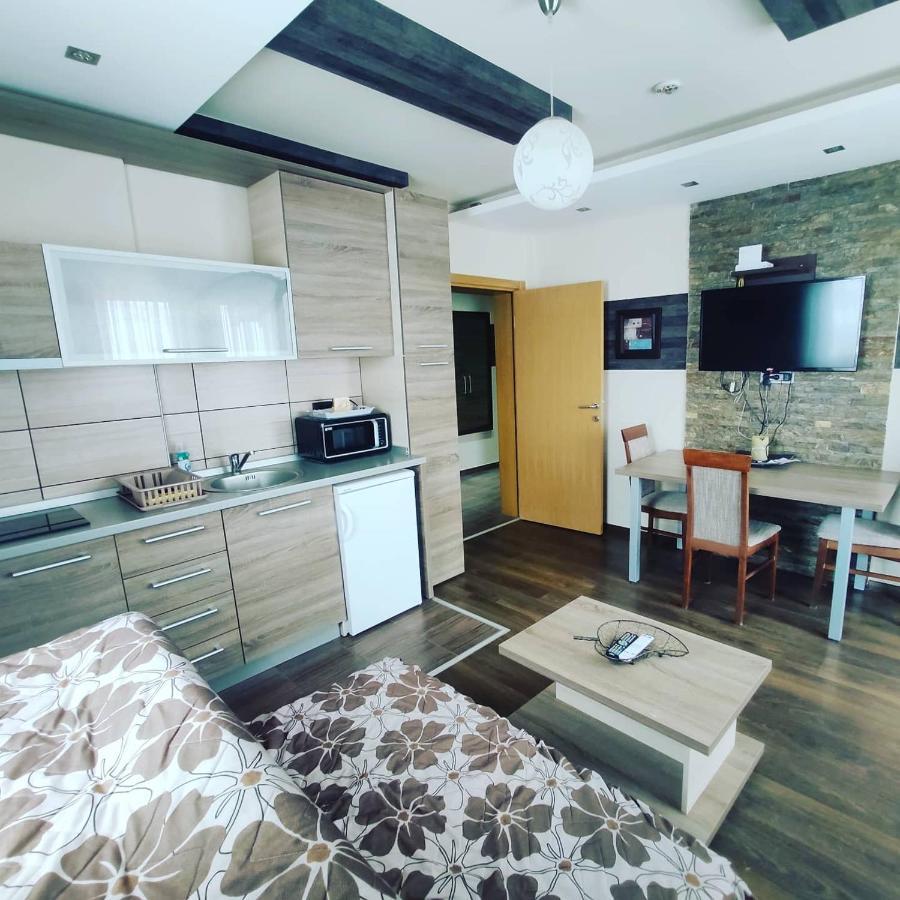 Apartman D16 Milmari 카파오닉 외부 사진